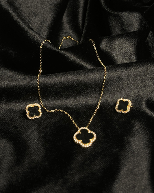 “Eclat Clover” Necklace & Earring Set(BLACK)
