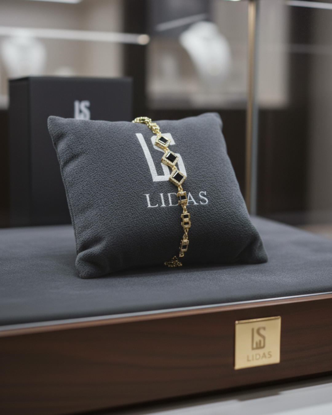 Noir Majesty Bracelet