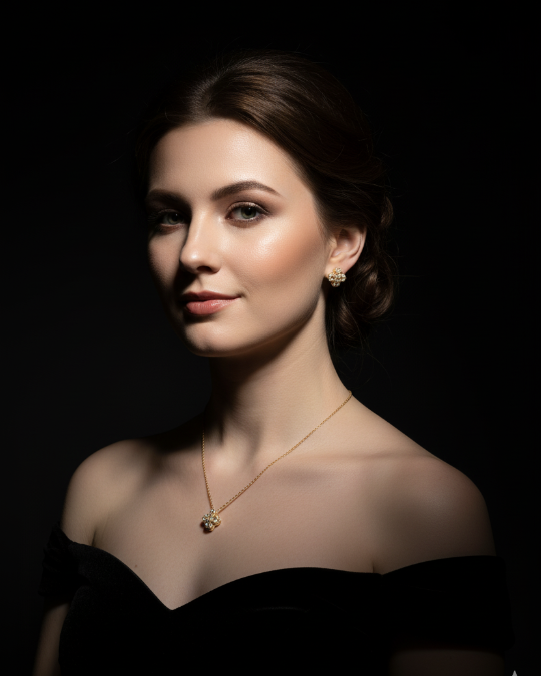 “Eclat Clover” Necklace & Earring Set(GOLD)